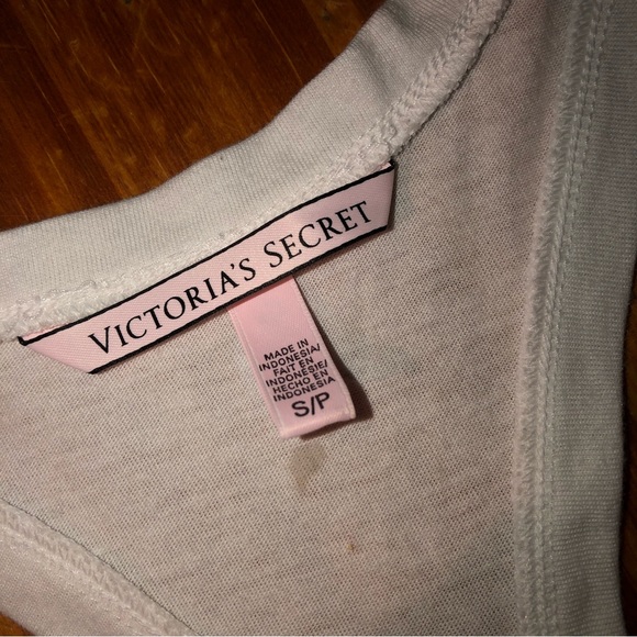 Victoria’s Secret hire and red tank top S - Picture 5 of 5